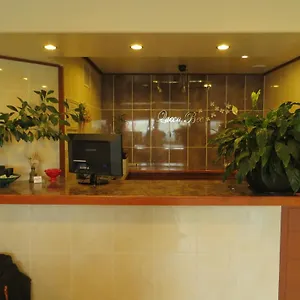2* Hotel Queen Bee